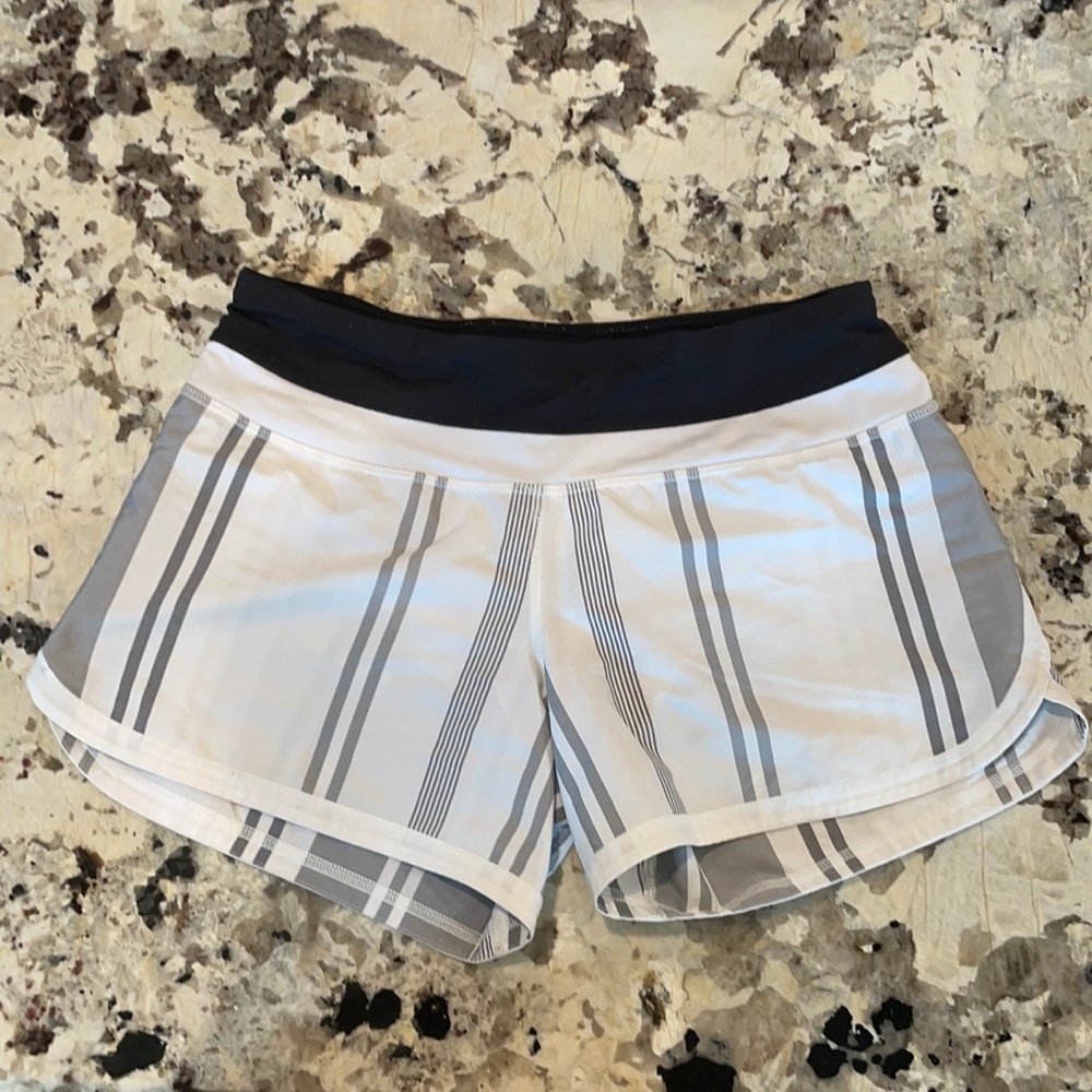 Size 4 Lululemon Short